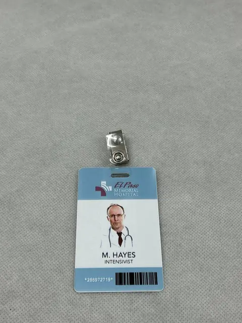Designated Survivor Intensivist Screen Used Movie Prop Film TV COA Rare Worn